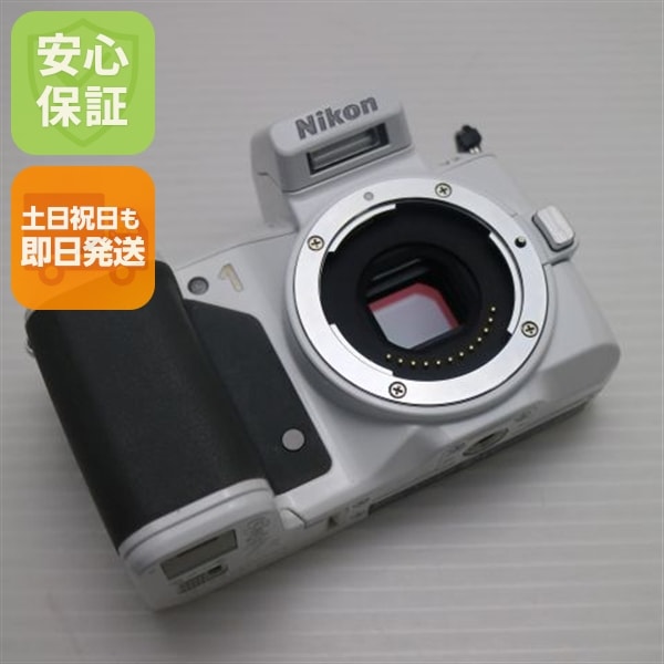 超美品 Nikon 1 V2 ボディ ホワイト 25