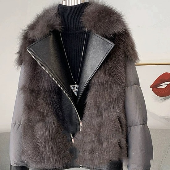 レディース アウター コート ジャケット 上着 ミディアム丈 長袖 前開き ファスナー ふわふわ 毛皮 ファー かわいい 大人可愛い きれいめ シンプル カジュアル 上品 おしゃれ かっこいい レトロ