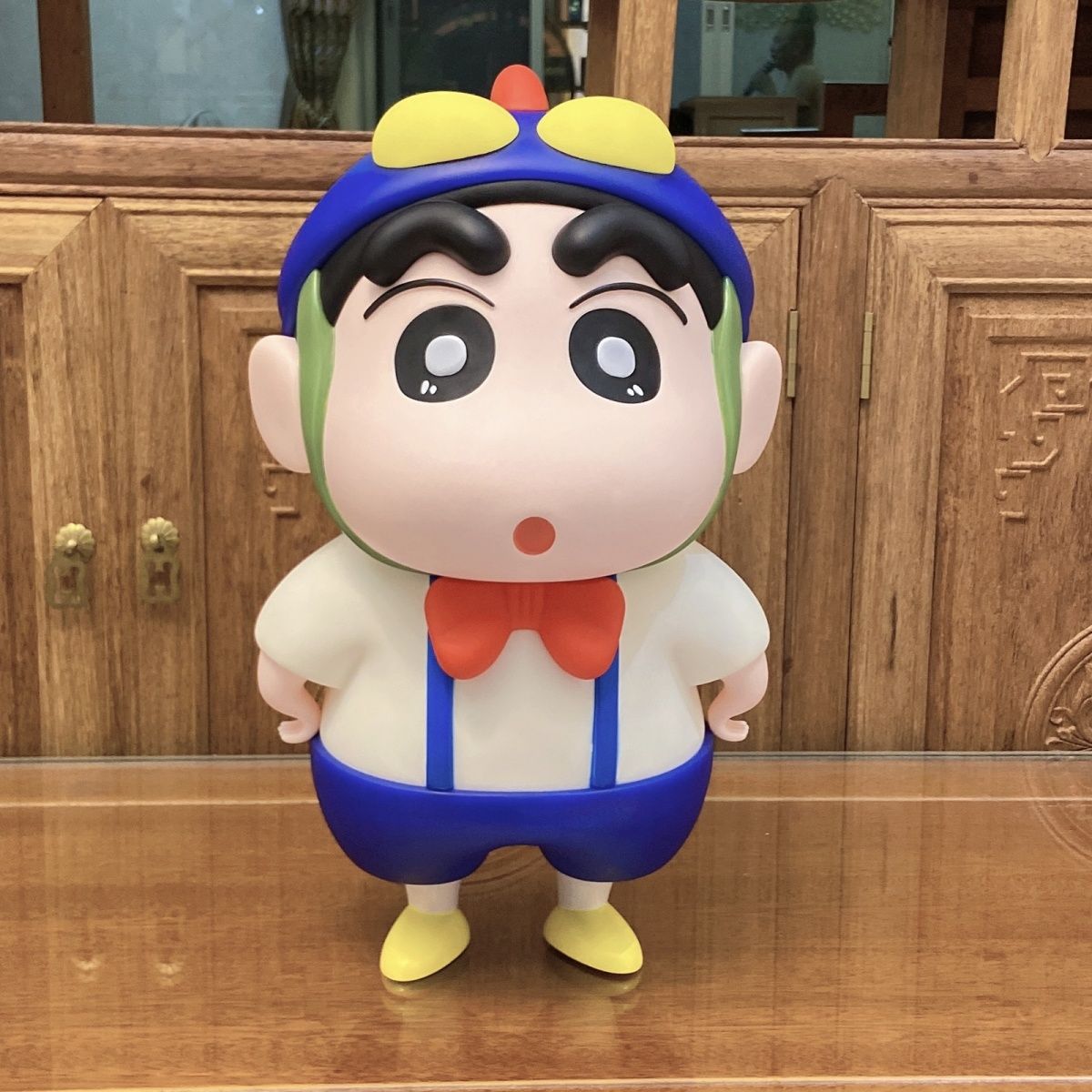 新作3点お得30O円OFFクレヨンしんちゃん制服クレヨンしんちゃん野原新之助クレヨンしんちゃん誕生日プレゼントモデル置物ネットレッド