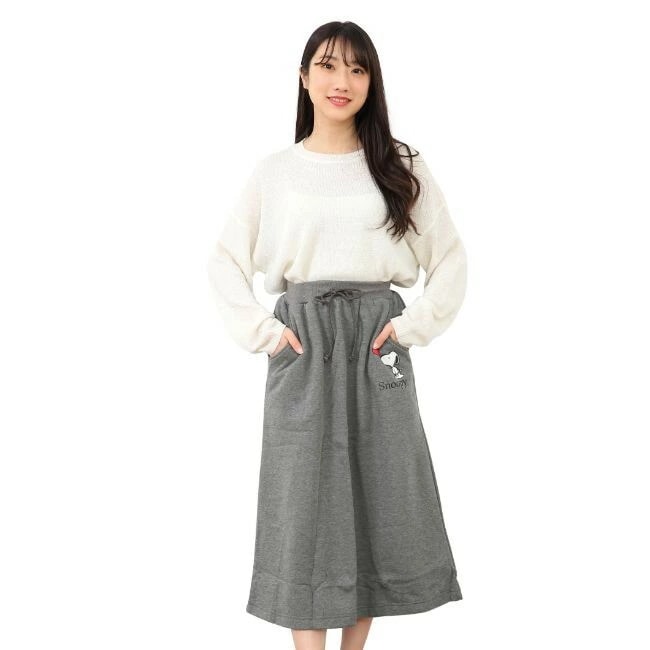 Qoo10] スヌーピー スウェット 裏起毛 ロング : レディース服