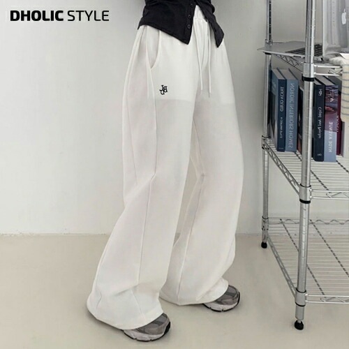 [メガ割りSALE]ゆったりと落ちるワイドなアウトフィット