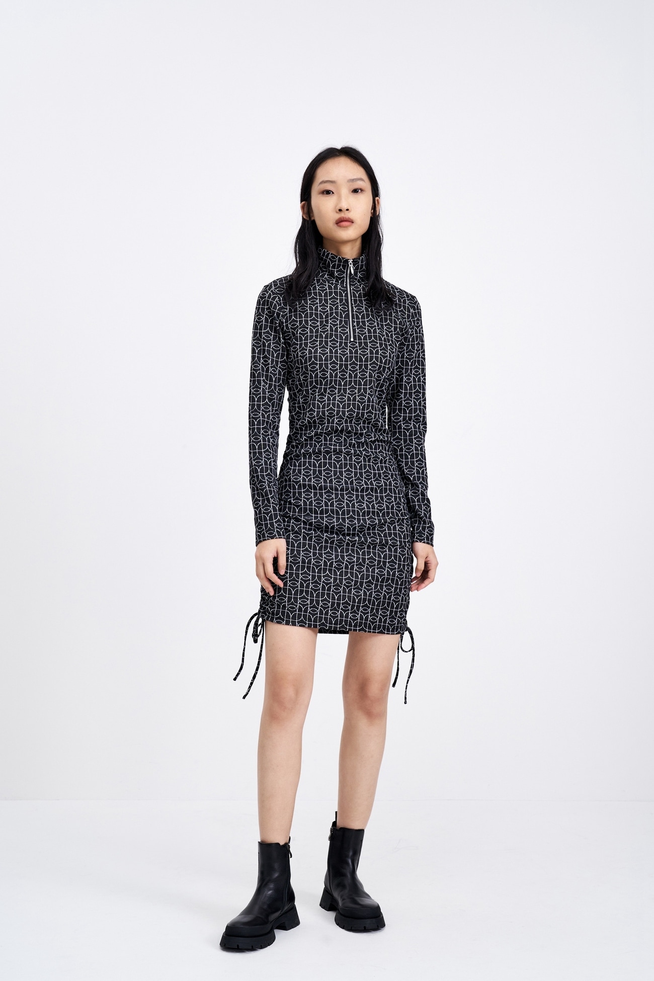 春 レディース ファッション クール プリント スタンドカラー タイト ドレス ワンピース ブラック XS S M L XL ワンピース 膝上 袖あり 長袖 ラウンドネック かわいい 大人可愛い