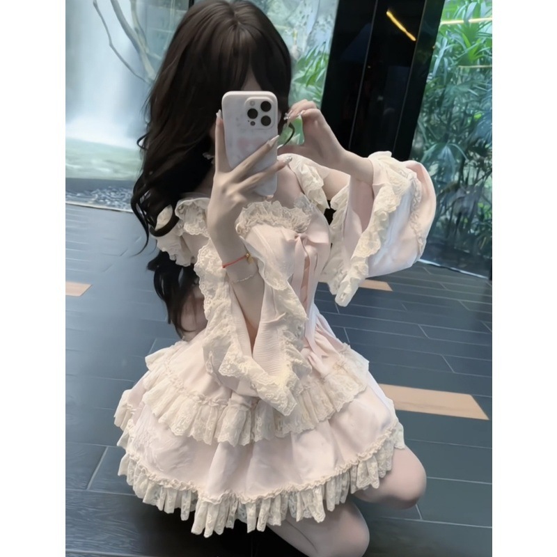 秋らしくて可愛い女の子ロリータリボンフリル袖レースステッチケーキドレス