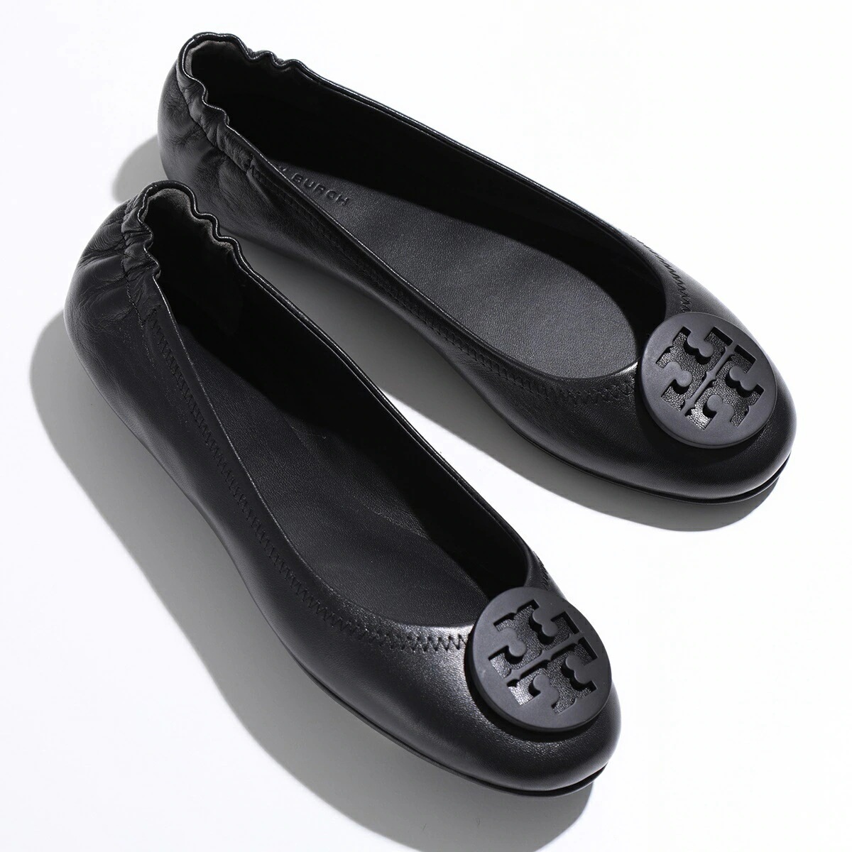 TORY BURCH トリーバーチ 49350 MINNIE TRAVEL BALLET WITH METAL LOGO フラットパンプス バレエシューズ ロゴ レザー 006/PerfectBlac 29,028円