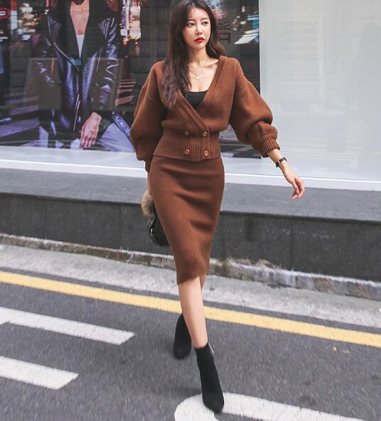 緊急SALE!!!2枚1OO円OFF！ セットアップ リブニット 長袖 タイトスカート セーター ミモレ丈 ひざ丈 アイボリー 体型カバー