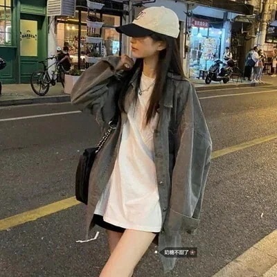 【短納期】秋レトロ着やせデニムシャツゆったりミディアムコート女2025新作港長袖シャツトップス