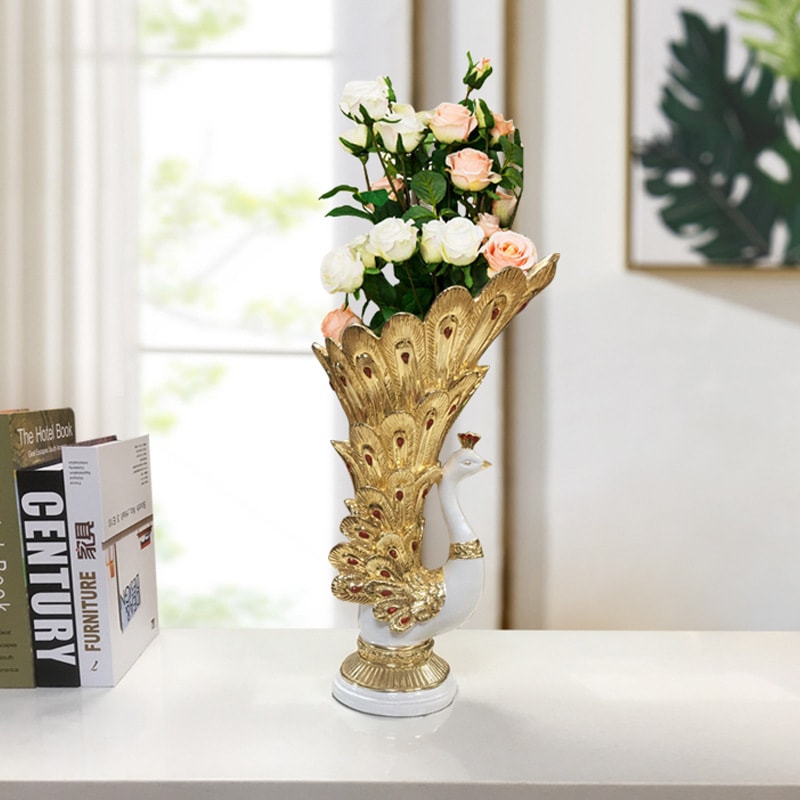 レジン製のクジャク置物欧風の家庭用リビングルームエントランスの装飾品クラブや美容院のオープニングギフト