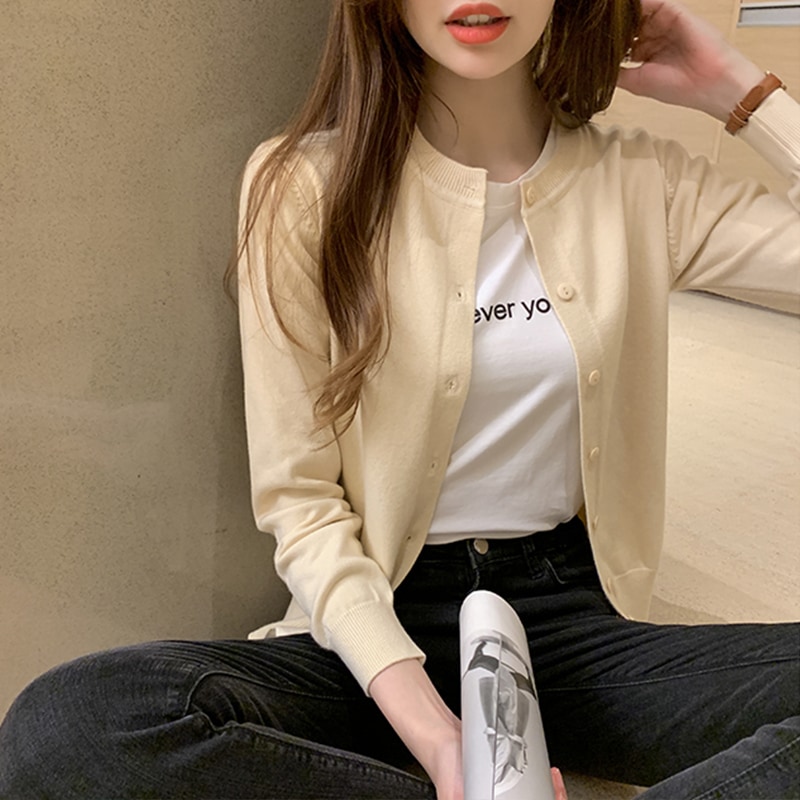 トップス カーディガン 袖あり 長袖 Uネック ラウンドネック タイト 細身 ストレート ニット かわいい 大人可愛い きれいめ シンプル カジュアル 大人 上品 おしゃれ お洒落 大人可愛い