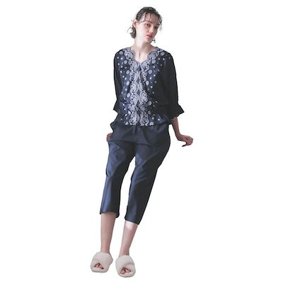 アネッサ PUVリキッドN OC20 22ml 【公式通販】