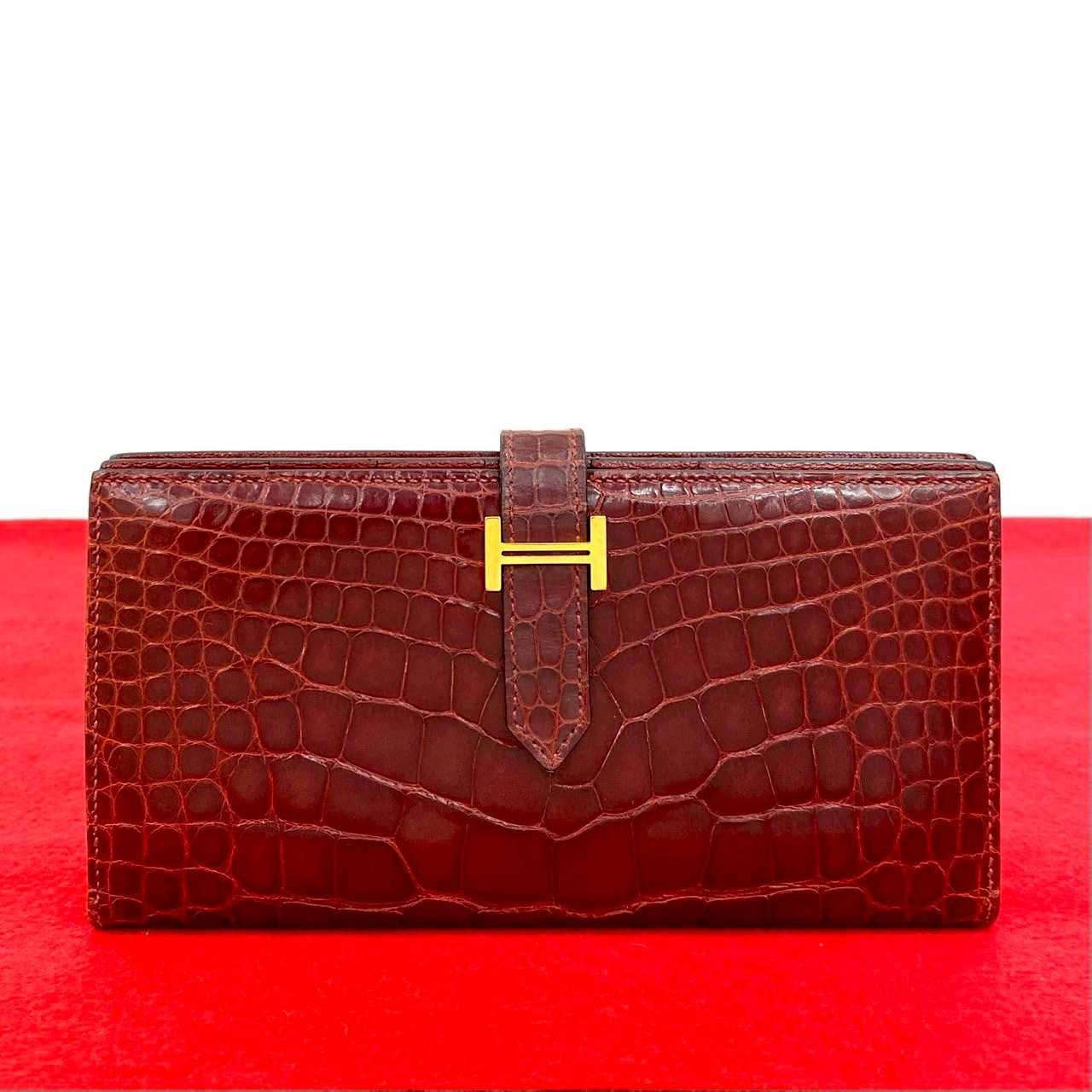 ベアンスフレ ロゴ 金具二つ折り財布 レザー ブラウン 21385