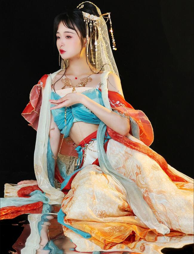 アラビアン衣装 中国古代 宮廷 舞踊 古典ダンス衣装 中華風 アラジン ジャスミン風 コスプレ衣装 飛天 天女 飄々 ダンス 衣装 配色 光沢 きらきら ベリーダンス アラビアン 時代劇 仙女 コスプ