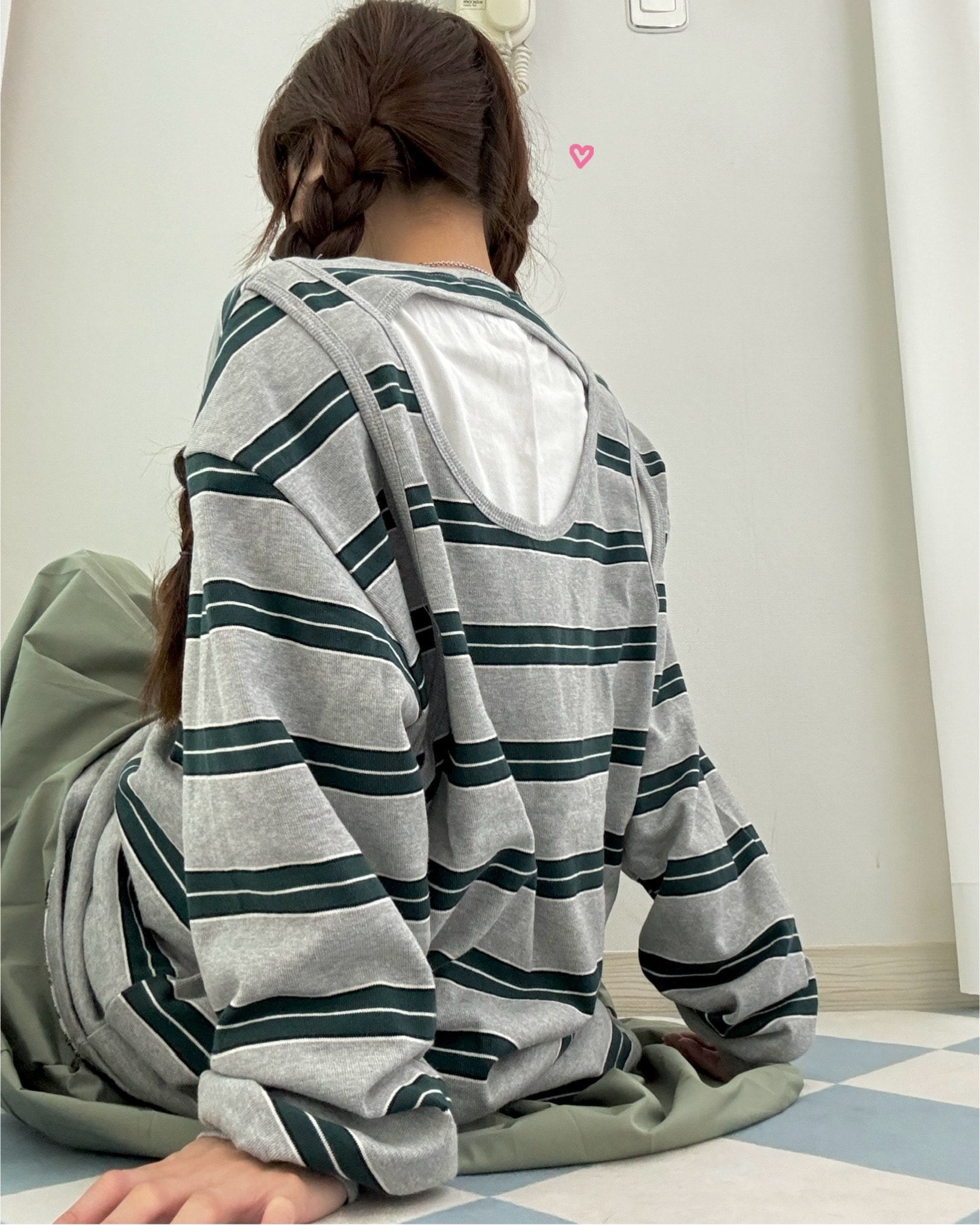 ストライプ リバース ルーズフィット トレーナー