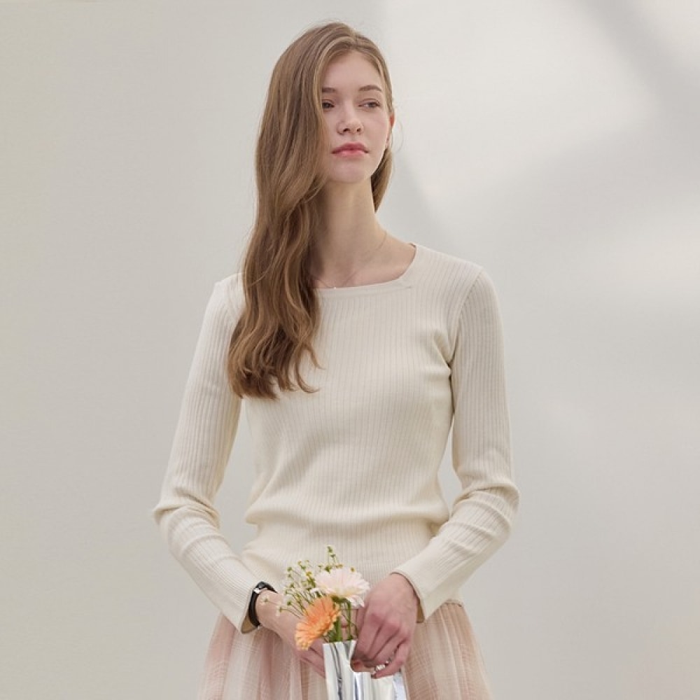 [リアーナニューヨーク] リップスクエアネックニット_アイボリー