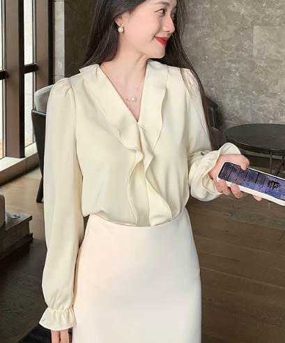 清楚系 トップス シャツ ブラウス 袖あり 長袖 Vネック フリル 大人可愛い きれいめ シンプル