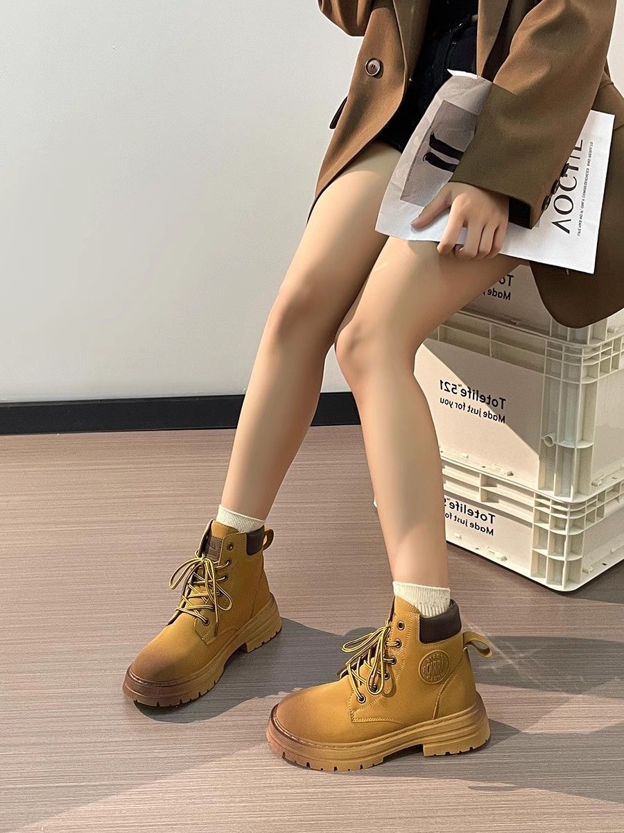 ショートブーツ 厚底サンダル カップルモデル秋冬ネット赤ルバーブブーツ学生バイカーブーツ厚底高さを高める