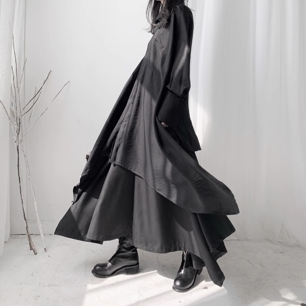 デザイン トップス ブラウス ミディアム丈 長袖 ドロップショルダー 襟付き シャツカラー ワイド デザイン ボタン 美ライン ニュアンス カラバリ かわいい 大人可愛い きれいめ シンプル