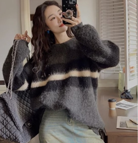 トップス レディース ニット セーター 秋服 冬服 お尻隠れ 長袖 ラグラン クルーネック 丸首 ウール もこもこ ふわふわ 目立つ 暖かい 若見え 日常使い デイリー ボーダー グレー S 大きめ