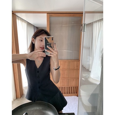 MULVAN黒Vネックウエストベストレディースショートサマーフランスの高級感あるウエストカットノースリーブベスト