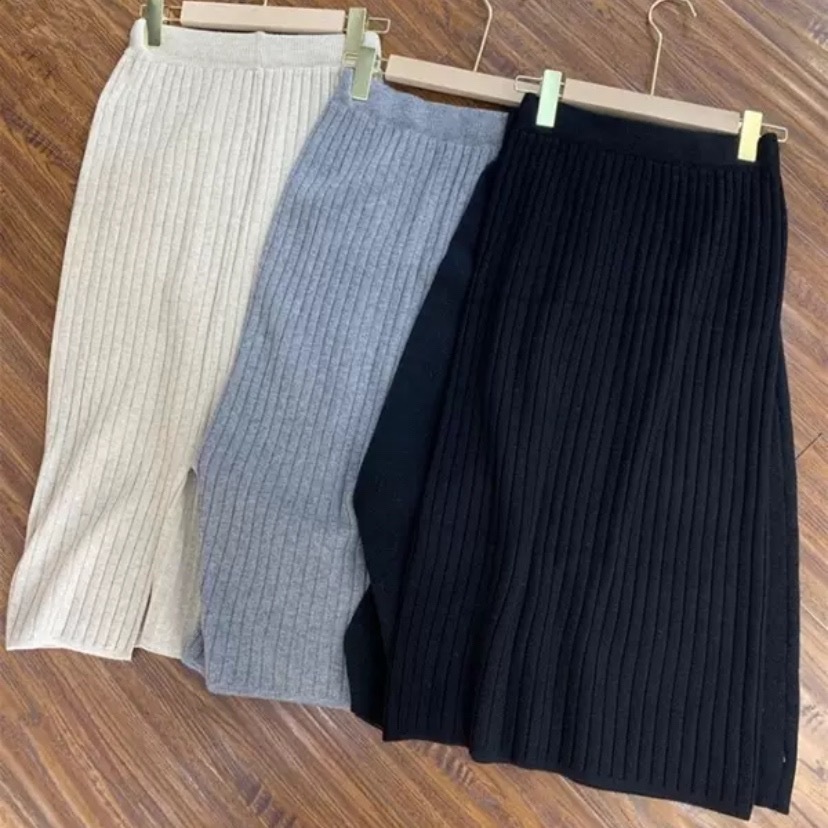 3色 スカート 春 夏 秋 冬 カジュアル レディース ペンシルスカート タイトスカート ニットスカート ミモレ丈 ミドル丈 無地 リブ リブニット ブラック ブラウン ライトグレー かわいい 大人可
