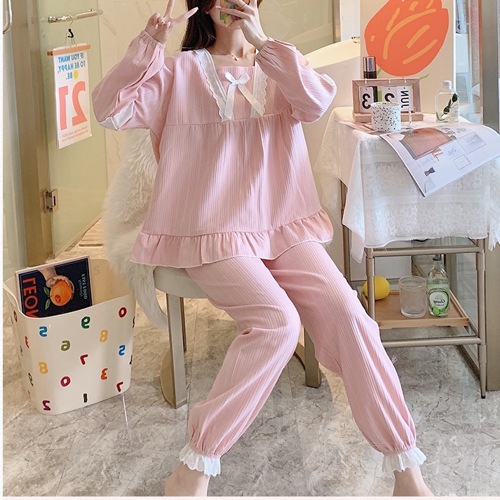 ルームウェア パジャマ 上下セット 部屋着 寝巻き ナイトウェア 長袖 プルオーバー レース フリル リボン ウエストゴム リブ 綿 大人可愛い シンプル ラブリー キュート ガーリー 抜け感 5,096円