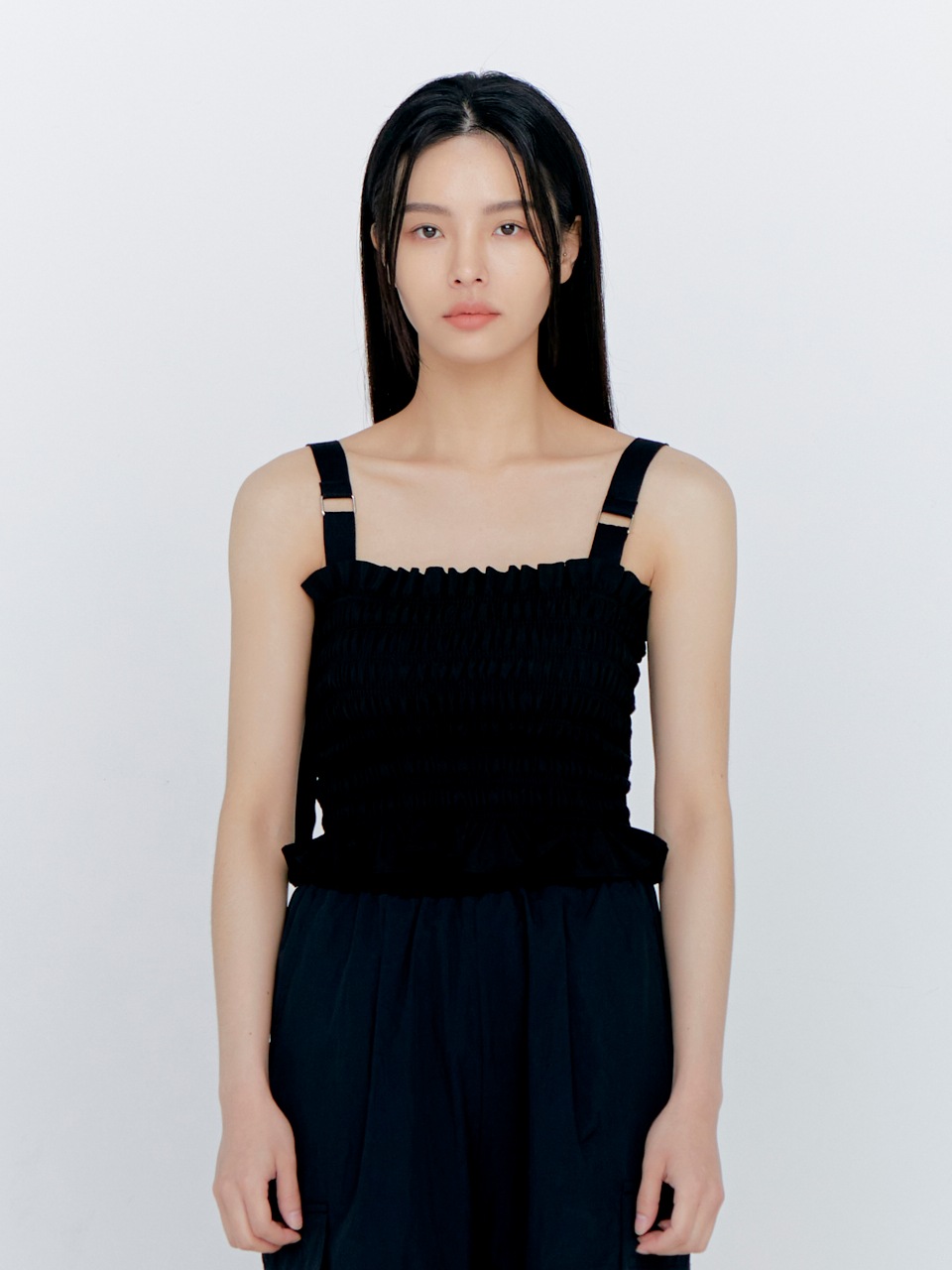 タッキング袖なしブラウスブラック