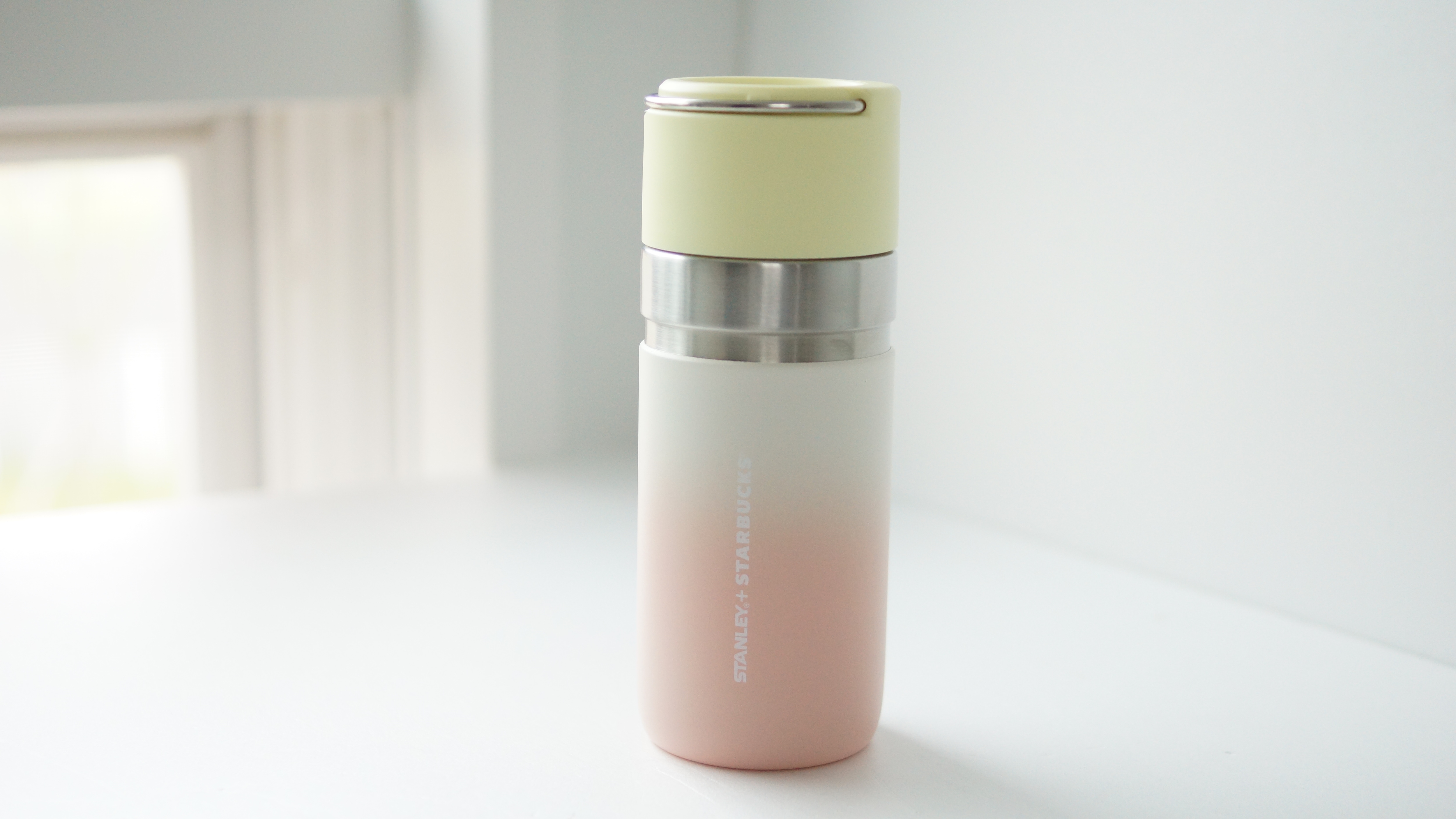 【スターバ KOREA】 夏23サマートンガ 保温瓶 710ml 23 summer tonga vacuum 710ml 4,510円