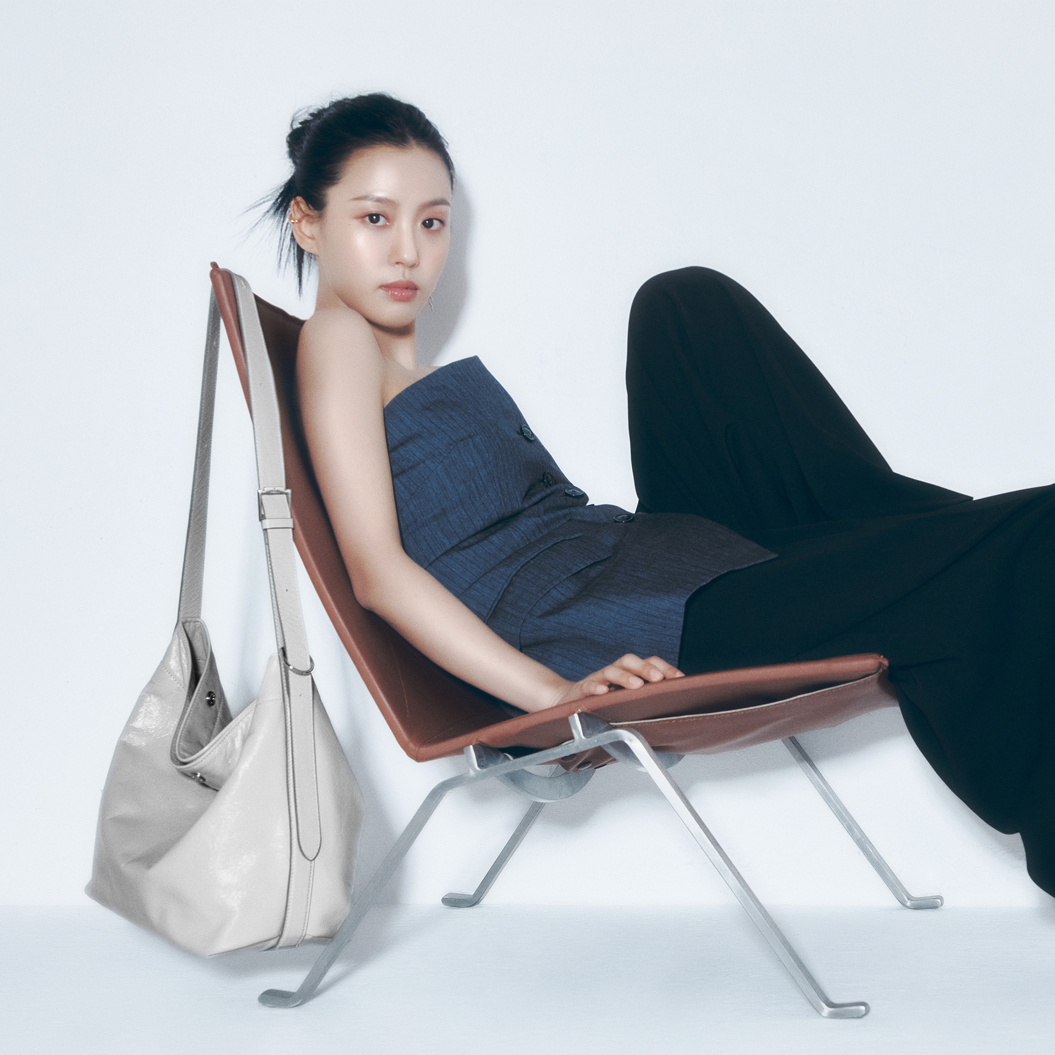 【VUNQUE】 PERFEC BUTTON UP SOFT HOBO S : LIGHT BEIGE 29,770円