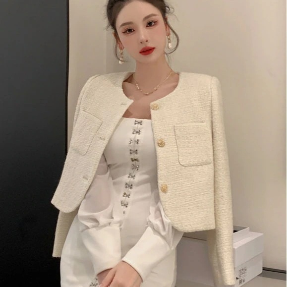 （細工が凝っている）フランスの気質のセレブリトルフレグランス女性のためのショートジャケット春と秋2025年の新しいハイエンド気質ショートトップ