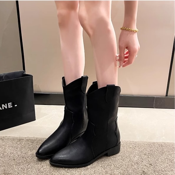 レディース ブーツ ショートブーツ 太ヒール 暖かい 美脚 脚長 かわいい 大人可愛い きれいめ シンプル カジュアル 上品 おしゃれ かっこいい レトロ エレガント ラブリー キュート ガーリー