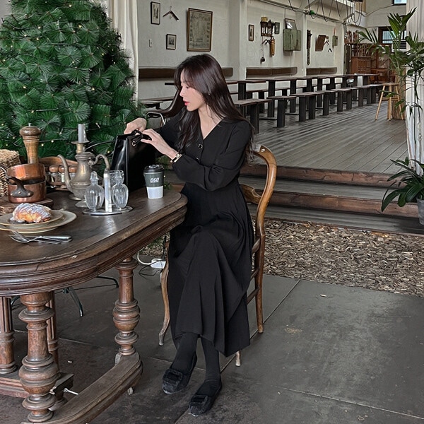 アーティス プリーツロングワンピース(44~88)_ビッグサイズ 冬ワンピース