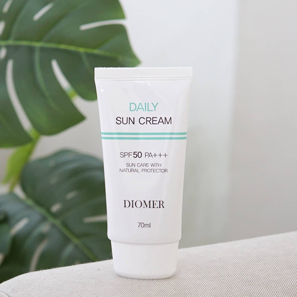 ディオメール デイリー サンクリーム 70ml (SPF50+)+マスクパックをプレゼント