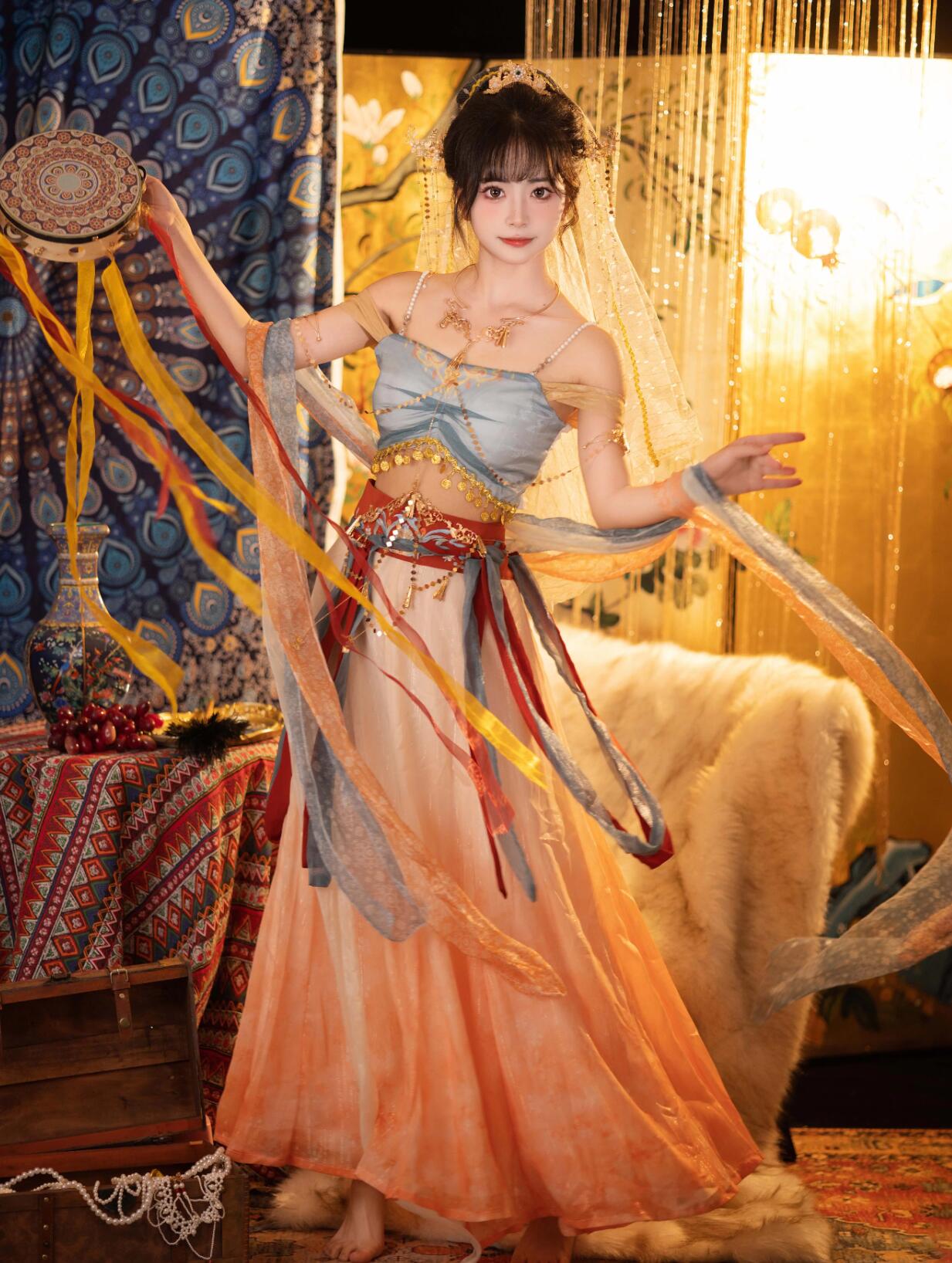 アラビアン衣装 中国古代 宮廷 古典ダンス衣装 レディース 中華 アラジン ジャスミン風 コスプレ衣装 飛天 天女 飄逸 漢唐古典 ダンス衣裳 光沢 お姫様 ベリーダンス アラビアン 衣装 華流 琵琶