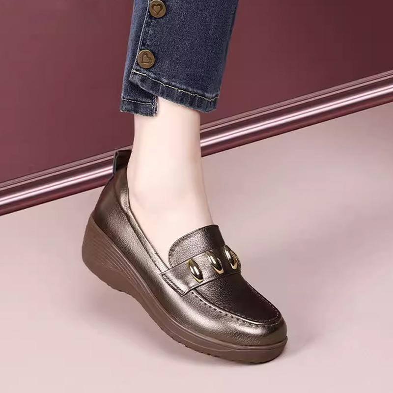 凄く人気がある ローファー ウェッジソール パンプス 厚底 きれいめ シューズ レディース かっこいい 本革 黒 ブラック 茶色 ブラウン ゴールド 光沢 柔らかい 痛くなりにくい ソフトソール 身長