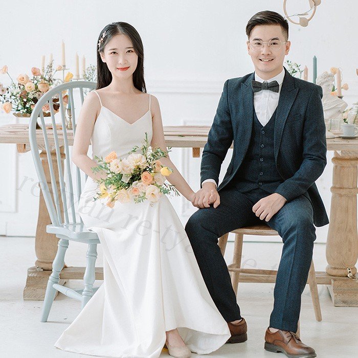 ウエディングドレス 白 二次会 結婚式ドレス エンパイア 花嫁 フォトウエディング ビーチフォト 前