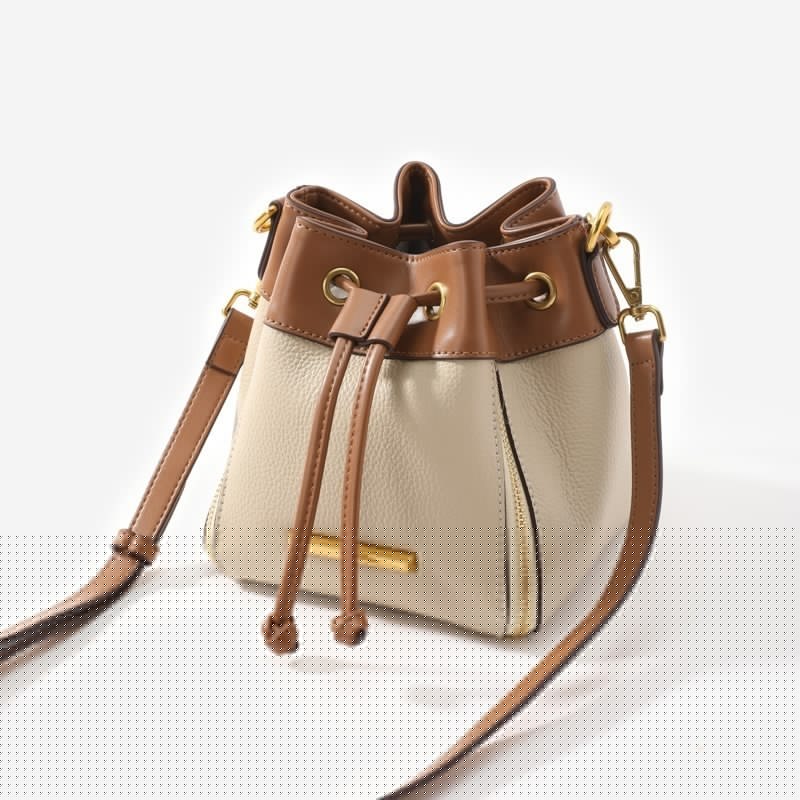 ニッチデザイン 本革 コントラストカラー 人気商品 バックパック 斜め掛けバッグ ミニバッグ 高級感 気質 おしゃれ 即納 水筒ポーチ ショルダーバッグ