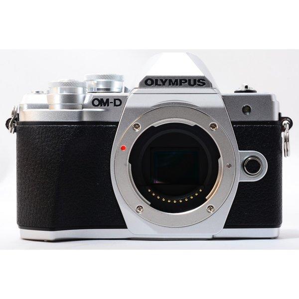 【中古】オリンパス OLYMPUS OM-D E-M10 Mark III ボディ シルバー 美品 SDカード取説付き