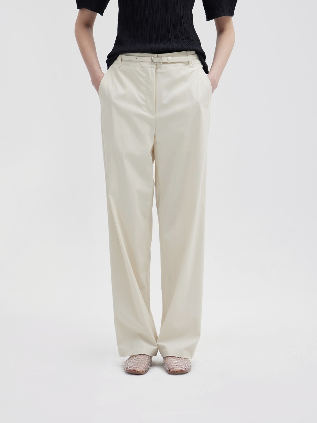 ナイロンブレンド ストレートパンツ