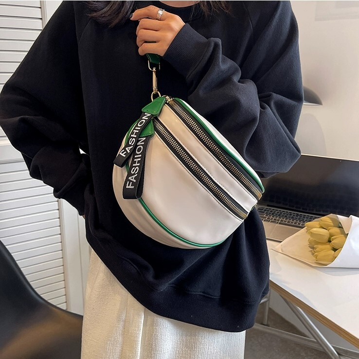ショルダーバッグ ボディバッグ スポーティ おしゃれ 上品 大人 バック カバン かばん 鞄 レディースバッグ 斜めがけバッグ 肩がけバック ミニバッグ 小バッグ ポシェット ウエストポーチ