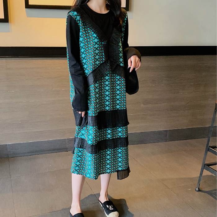 ワンピース レディース ミモレ 個性的 バイカラー プルオーバー フリル 花柄 長袖 襟なし ラウンドネック 切替 大人可愛い かっこいい 黒 緑 春 秋 ワンピ ドレス ブラック グリーン レトロ