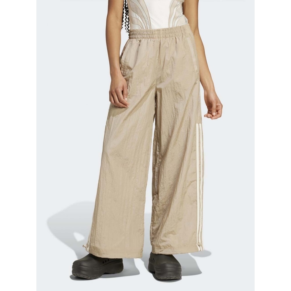 アディダスアトランタトップ