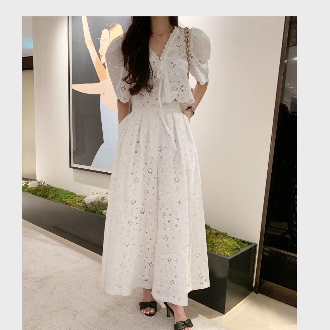 ツーピース シースルー ランタンスリーブ 長袖 トップス Vネック 透け感 フラワー 刺繍 大人可愛い ラブリー キュート ガーリー きれいめ 上品 レトロ アジアン シンプル カジュアル 大人