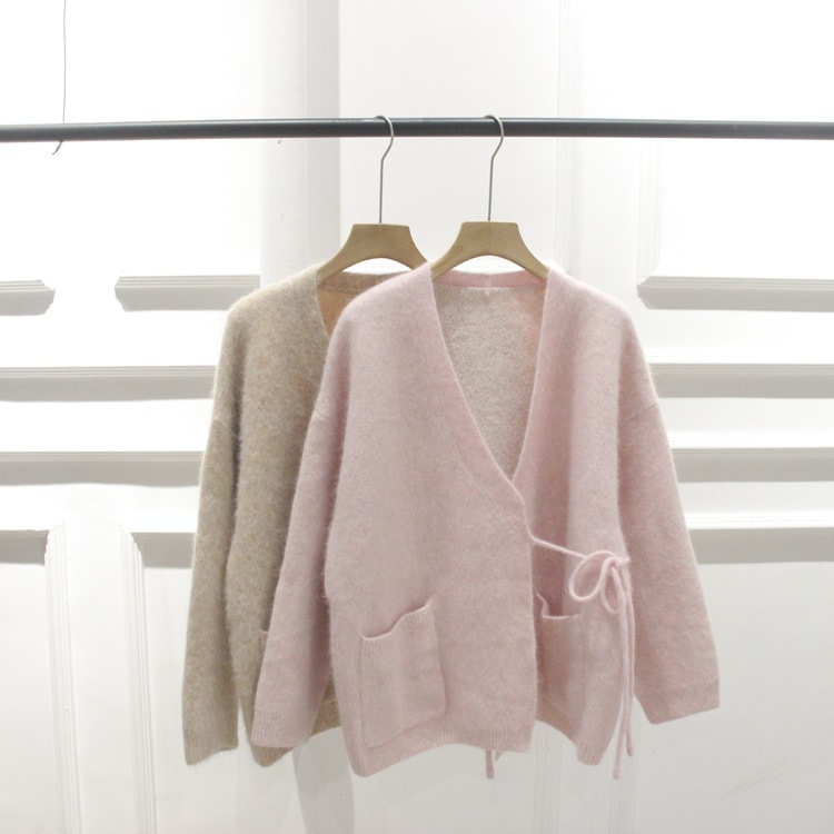 韓国の秋冬新作ゆったりVネックラビットファー混紡レースアップニットセーターカーディガンジャケット（レディース）