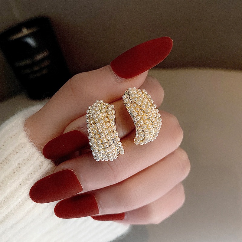 セール特価品 海外 韓国の気質真珠C字型イヤリング個性ファッションイヤリング甘くてシンプルなピアス