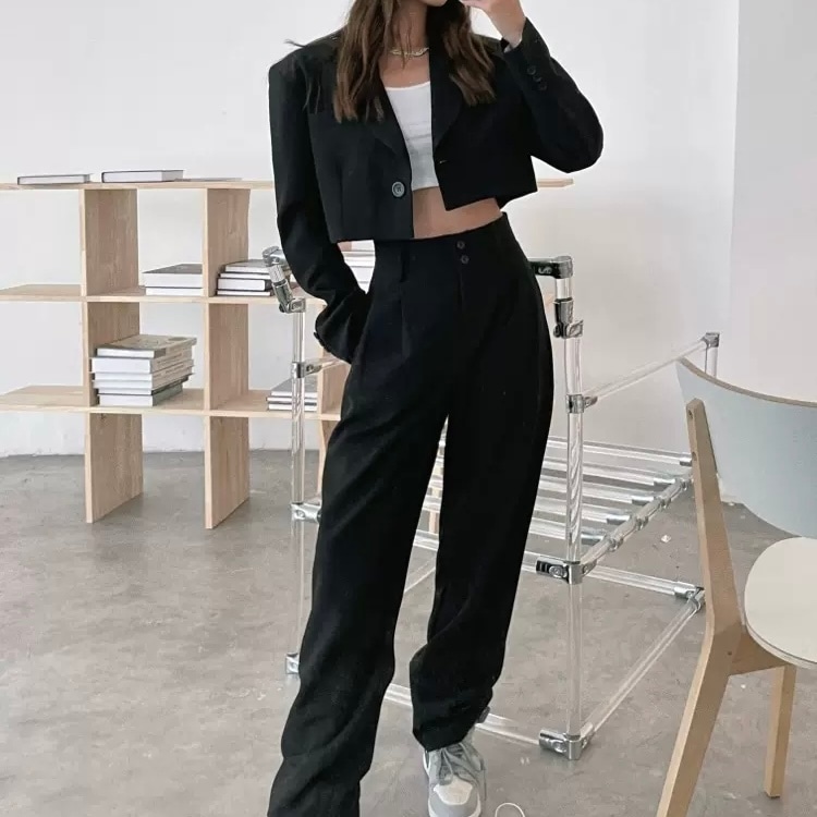 セットアップ トップス ボトムス パンツ ジャケット ズボン ストレートパンツ テーパードパンツ 袖あり 長袖 襟付き スリム タイト 細身 ストレート 前開き 上下セット 2点セット ツーピース