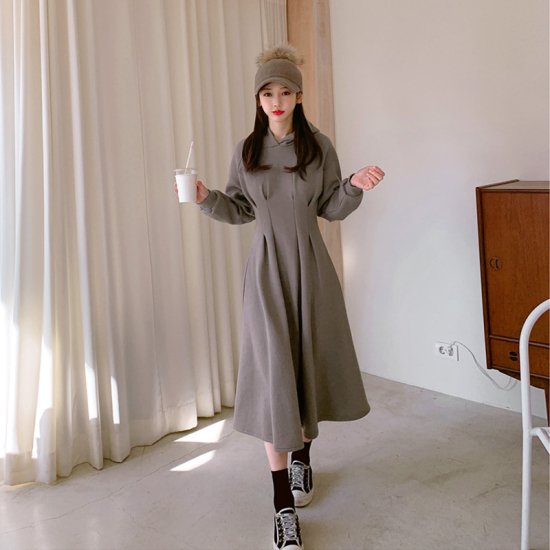 【取寄：納期2週間】ロングワンピース フード付き Aライン ウエストタック ハイウエスト フーディ ミディアム丈 ロング丈 ワンピース ウエストマーク レトロ 体型カバー スリムタック かわいい