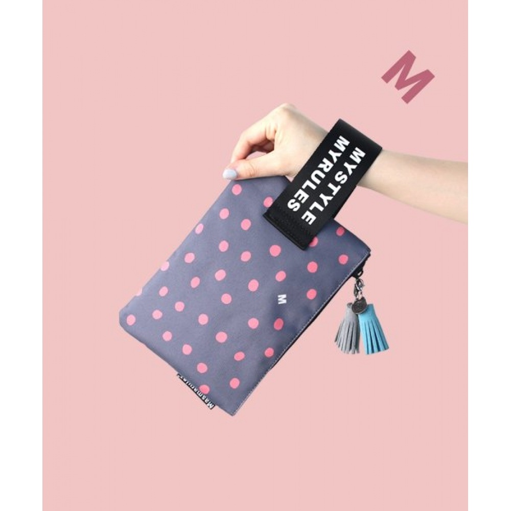 マスマルレスストラップポーチ _ ピンクドット