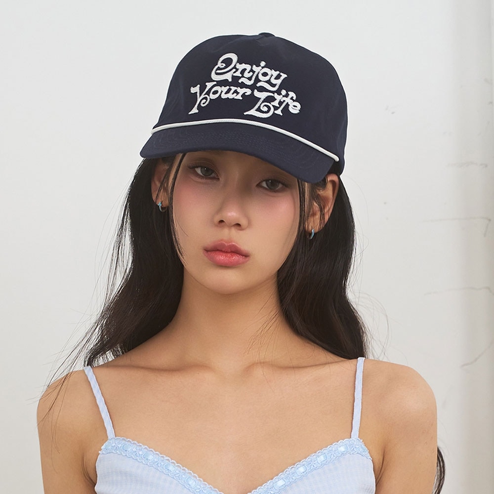 Remek E.Y.L ロゴストラップボールキャップネイビー
