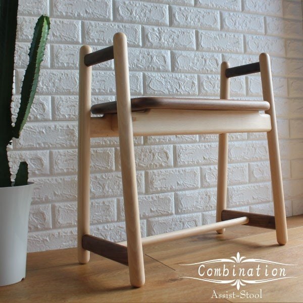 木製 アシストスツール 玄関スツール 腰掛け ベンチ 椅子 おしゃれ 北欧 補助椅子 チェア 持ち手 手掛け 天然木 コンパクト スリム 肘付き 介護 手摺り付き 便利