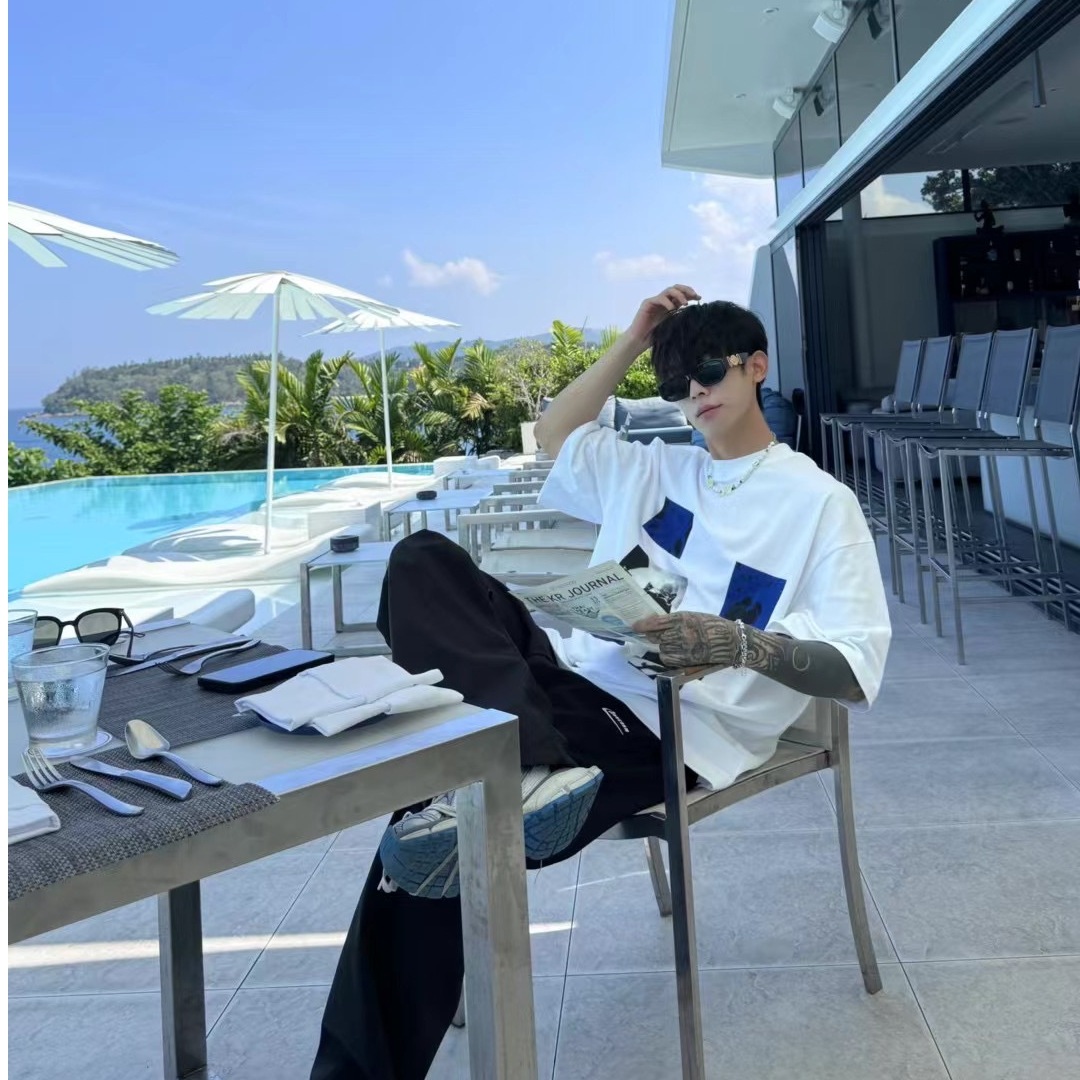 G24SST119翌日発送メンズ2024新作Tシャツカットソー丸首アメカジins風レトロ半袖トップスデザイン高級感英字ストリート大人オーバーサイズ可愛いユニセックスホワイトブラックベージュクルーネック 5,240円