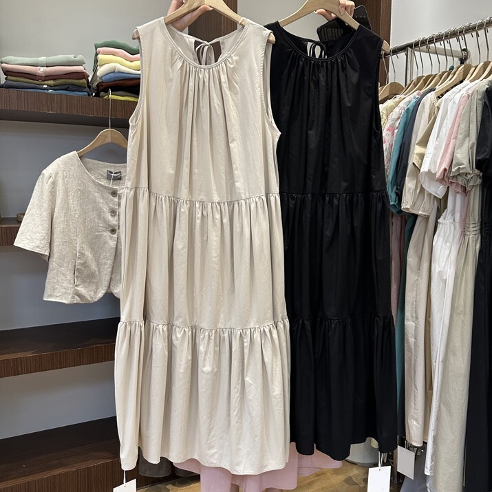 ワンピース ノースリーブ ゆったり プルオーバー ルーズ ラウンドネック ロング丈 薄手ドレスワンピース かわいい シンプル カジュアル おしゃれ お洒落 レトロ 大人女子 こなれ感 ラフ ラブリー